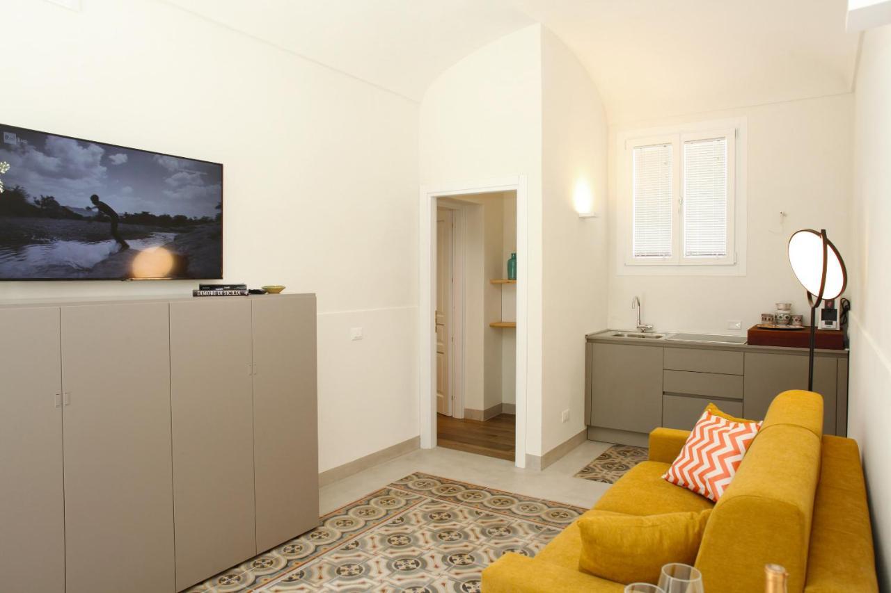 Versomare Room & Suite Valderice Exterior photo
